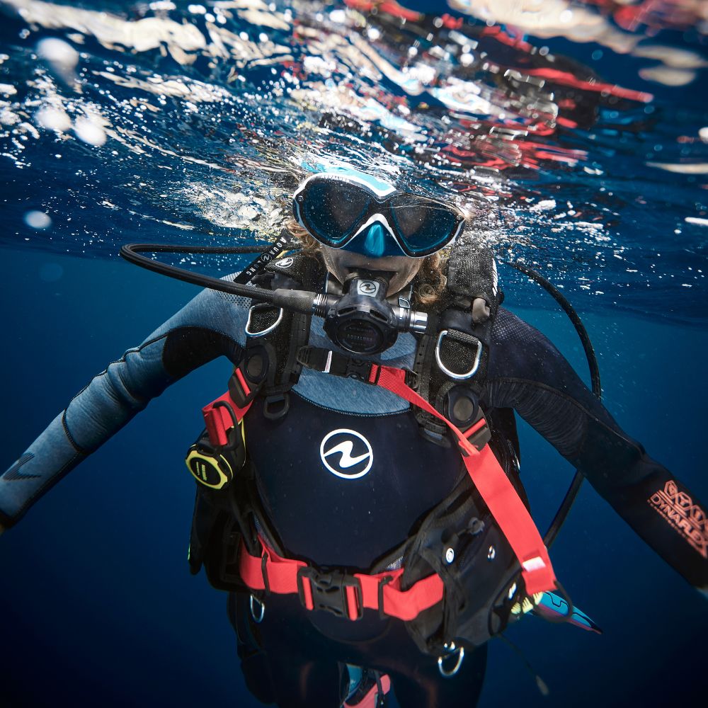 Aqualung Axiom i3+ Women BCD – ResisteK - PRODIVE