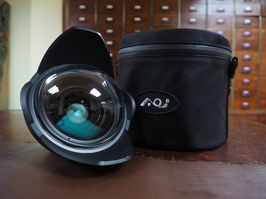 AOI UWL-09 Super Sharp Wide Angle Wet Lens (M67 Thread, 130degree field of view)